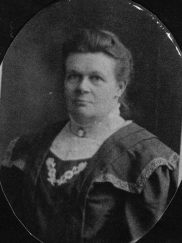 Marie Petronille Dikkenberg