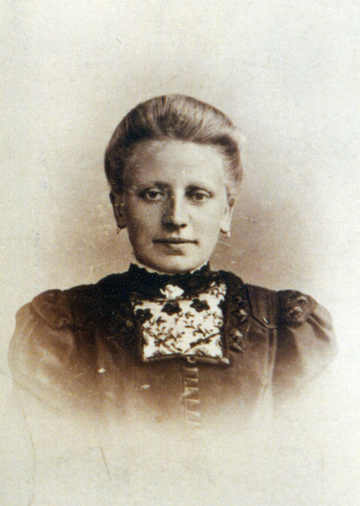 Wilhelmina Maria (Mina) Bekkers